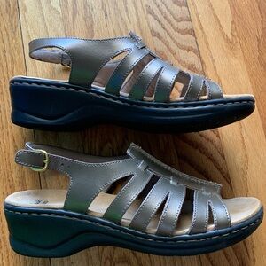 Clarks Lexi Marigold Leather Adjustable Slingback Open Toe Sandals size 10XW